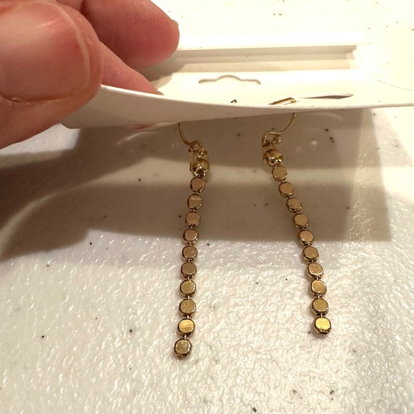 NWT 2 pairs Earrings gold tone dangles - Erica Lyons & Lauren Conrad - Picture 10 of 10